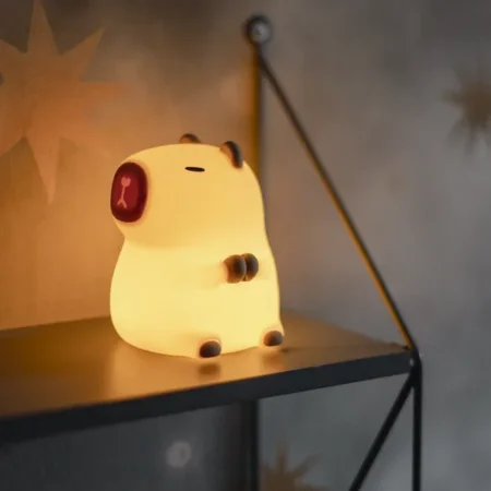 LED-yövalo "Capybara" 11 cm